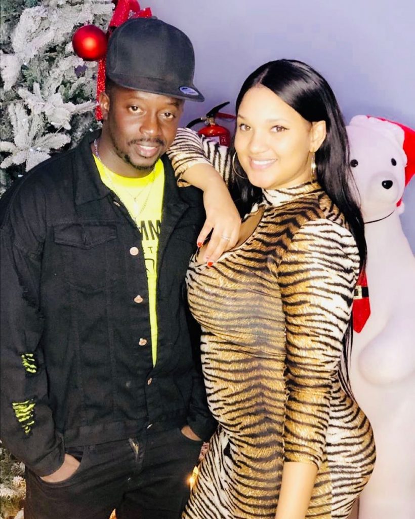 (09 Photos) Apres Pod et Marichou, Pi et Eva vivent le grand amour dans leur petit coin