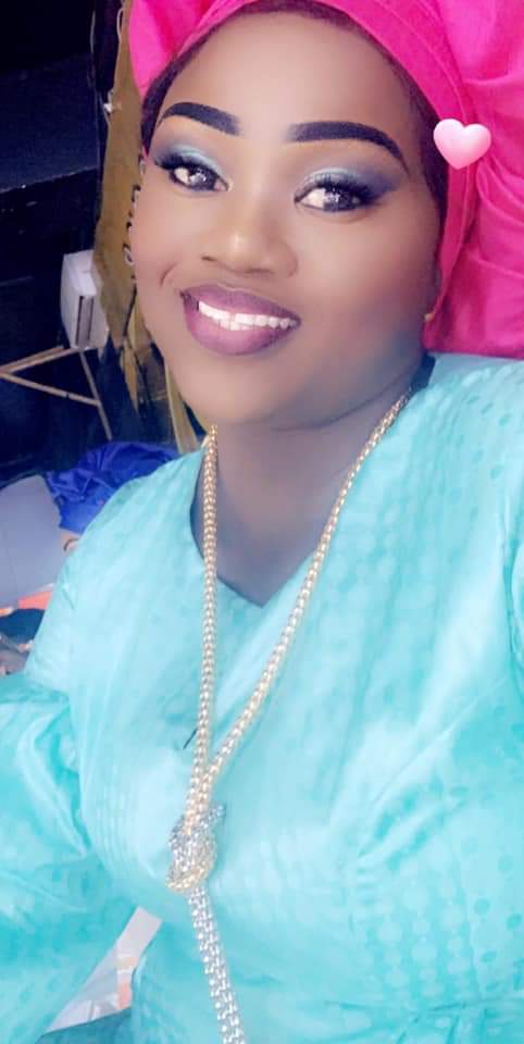 05 photos- la transformation surprenante de Thioro Mbar Ndiaye