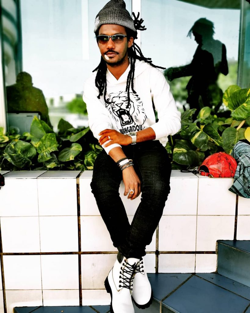 Pape Sidy Fall en toute complicité avec son épouse Khaadia