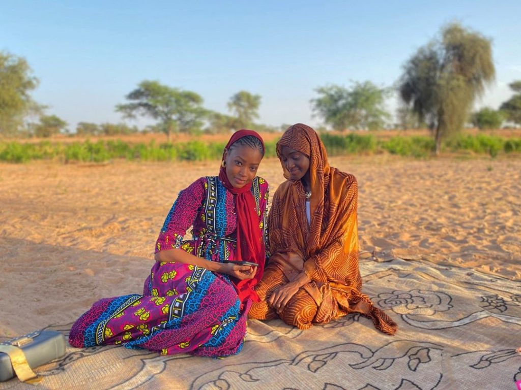 05 Photos: Sokhna Mai Mbacke, fille de Serigne Abdou Karim au bercail