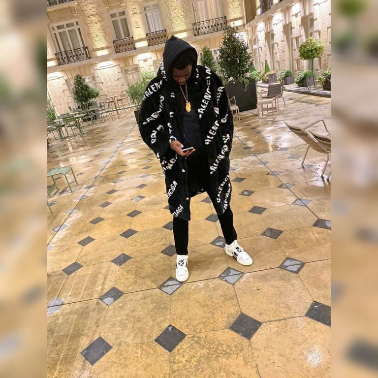 (09 Photos) Le nouveau look de Wally Ballago Seck à Paris