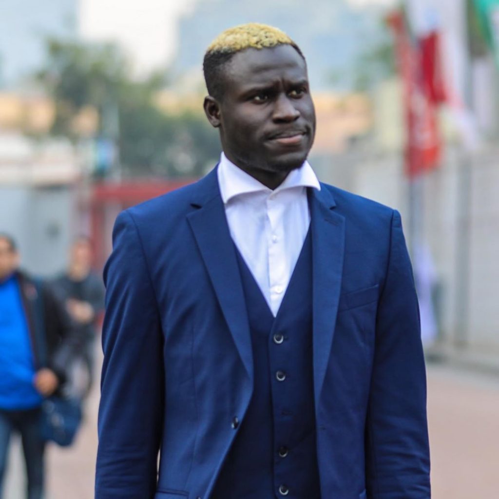 Photos - Al Ahly : Aliou Badji présenté à ses nouveaux coéquipiers.