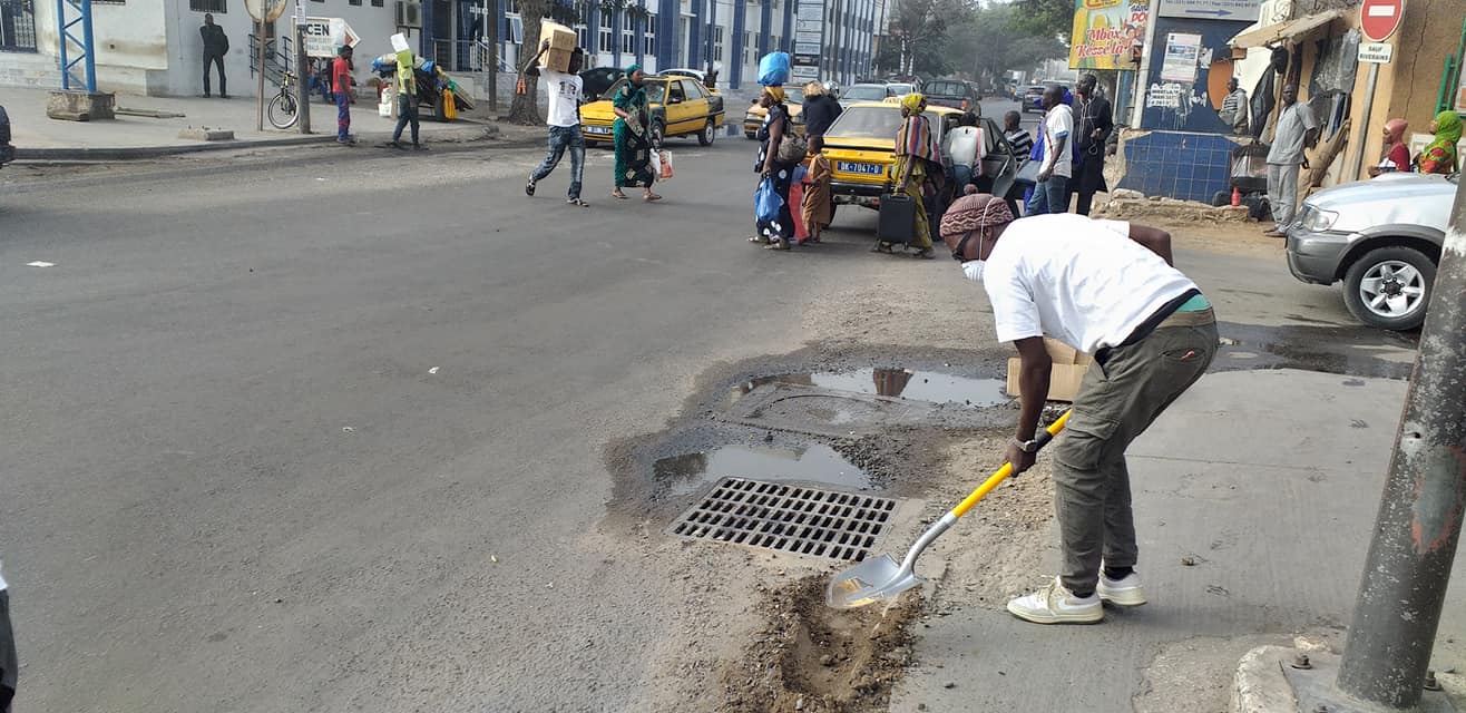 Cleaning Day: Le COSEC et son DG Mamadou Ndione répondent à l'appel du Chef de l'Etat (photos)