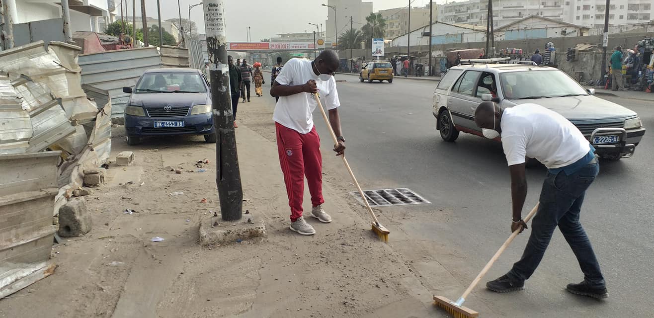 Cleaning Day: Le COSEC et son DG Mamadou Ndione répondent à l'appel du Chef de l'Etat (photos)