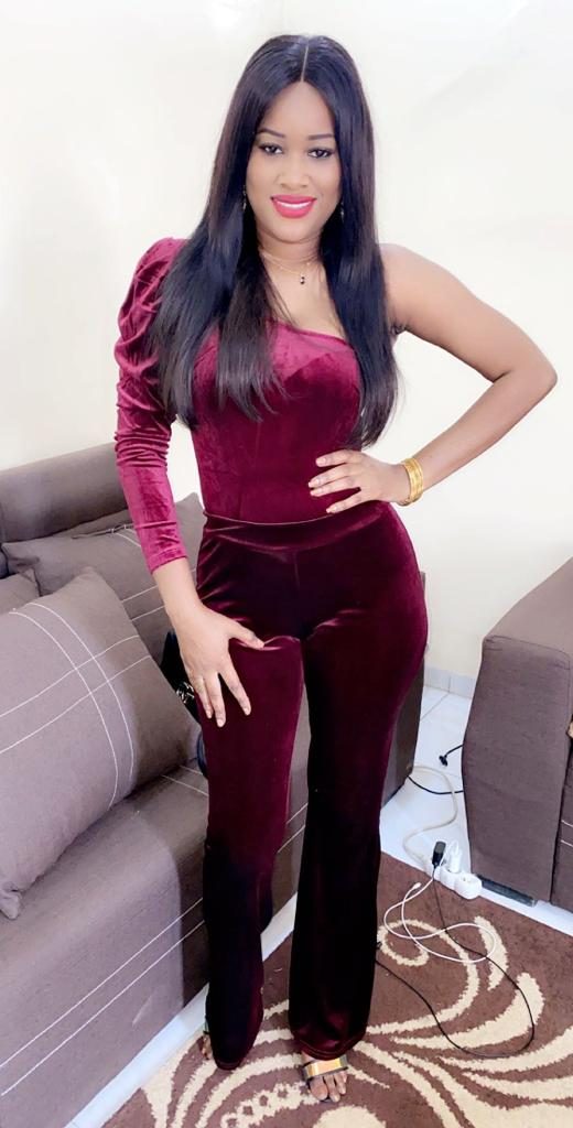 (04 Photos) Khadija de la série belle mère plus resplendissante que jamais