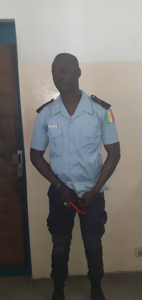 (Photos) Usurpation de fonction : Comment le faux policier Abdoulaye DAFFE a été pris en flagrant délit...