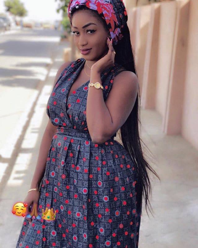 05 Photos – Lysa, l’ex épouse de Pod en mode vendredi