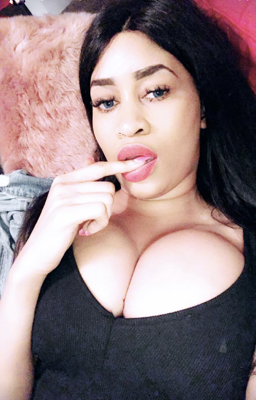 (10 Photos) Ngoné Sucré atomise la toile avec son "Pathial"