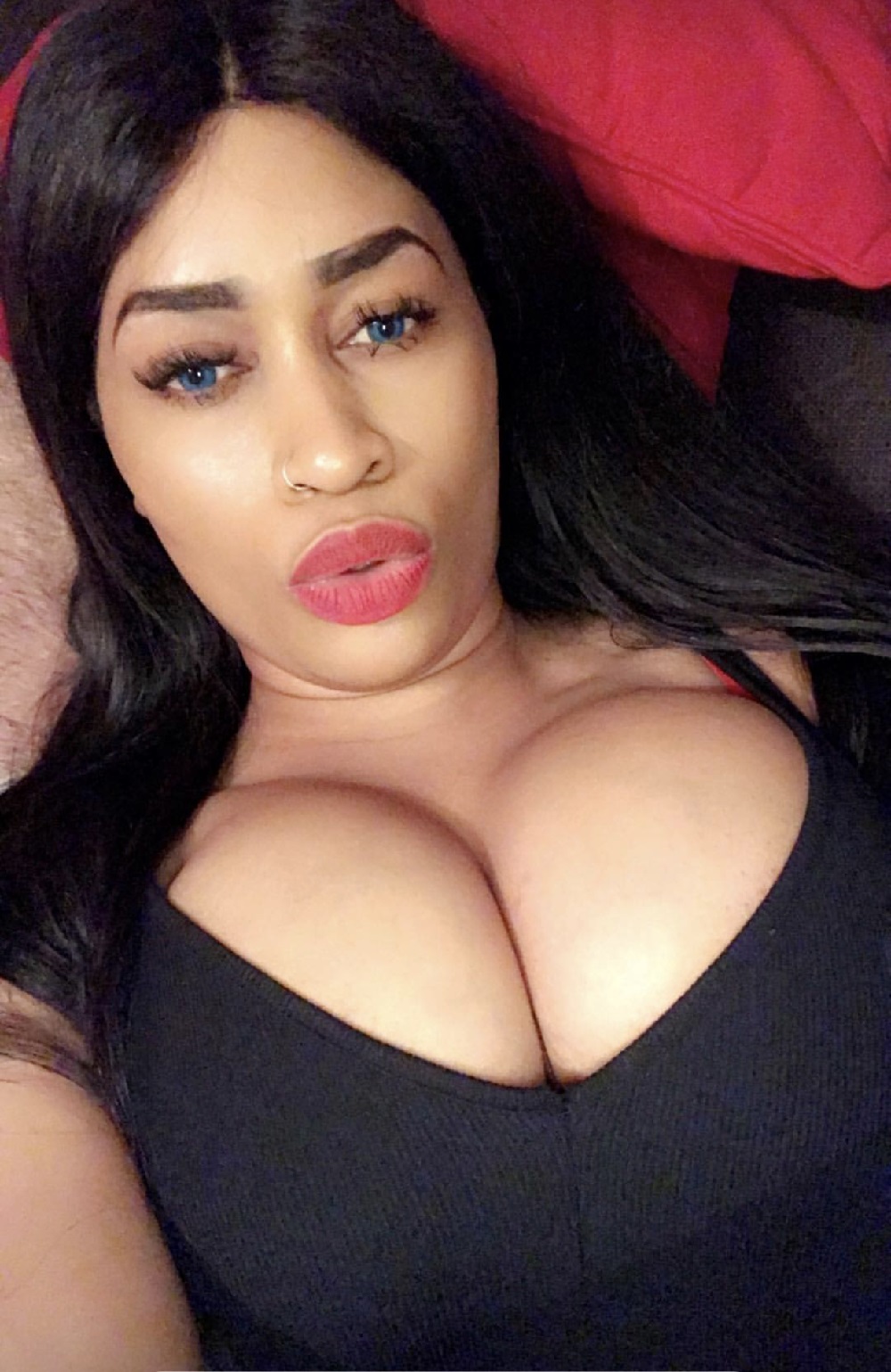 (10 Photos) Ngoné Sucré atomise la toile avec son "Pathial"