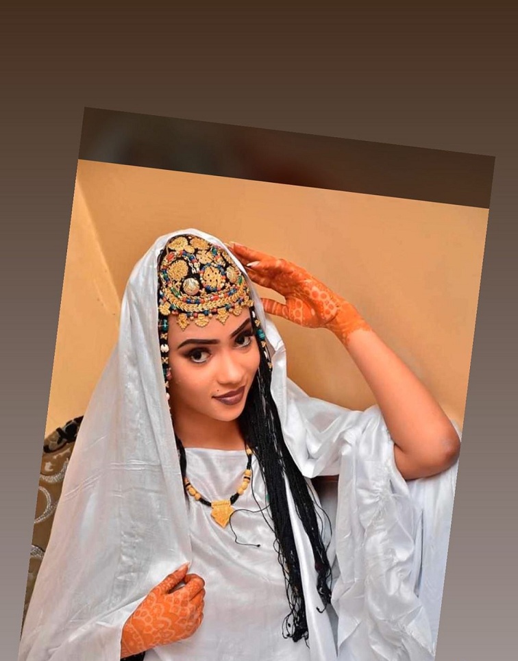 (13 Photos) l’attaquant Sénégalais Babacar Gueye épouse Racky Aidara de la série « Mœurs »