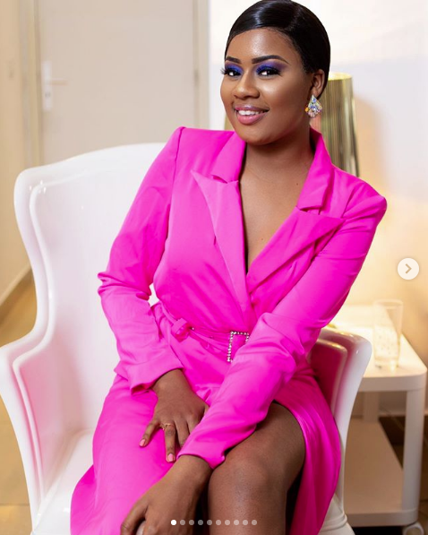 (Photos) Fashion et stylée, Raadia Style illumine les réseaux sociaux avec des clichés hors pair…