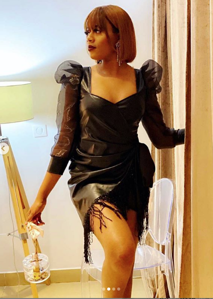 (Photos) Fashion et stylée, Raadia Style illumine les réseaux sociaux avec des clichés hors pair…