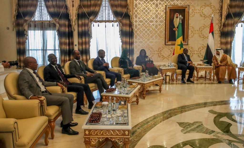 (Photos) Les belles images de l’arrivée du Président Macky Sall à Abou Dhabi