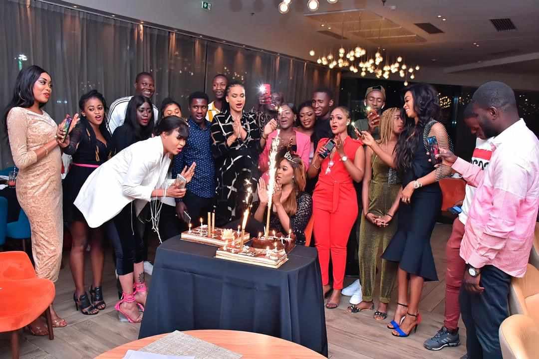 (20 Photos) - Marie Louise Diaw et Ndeye Astou Sall en toute complicité