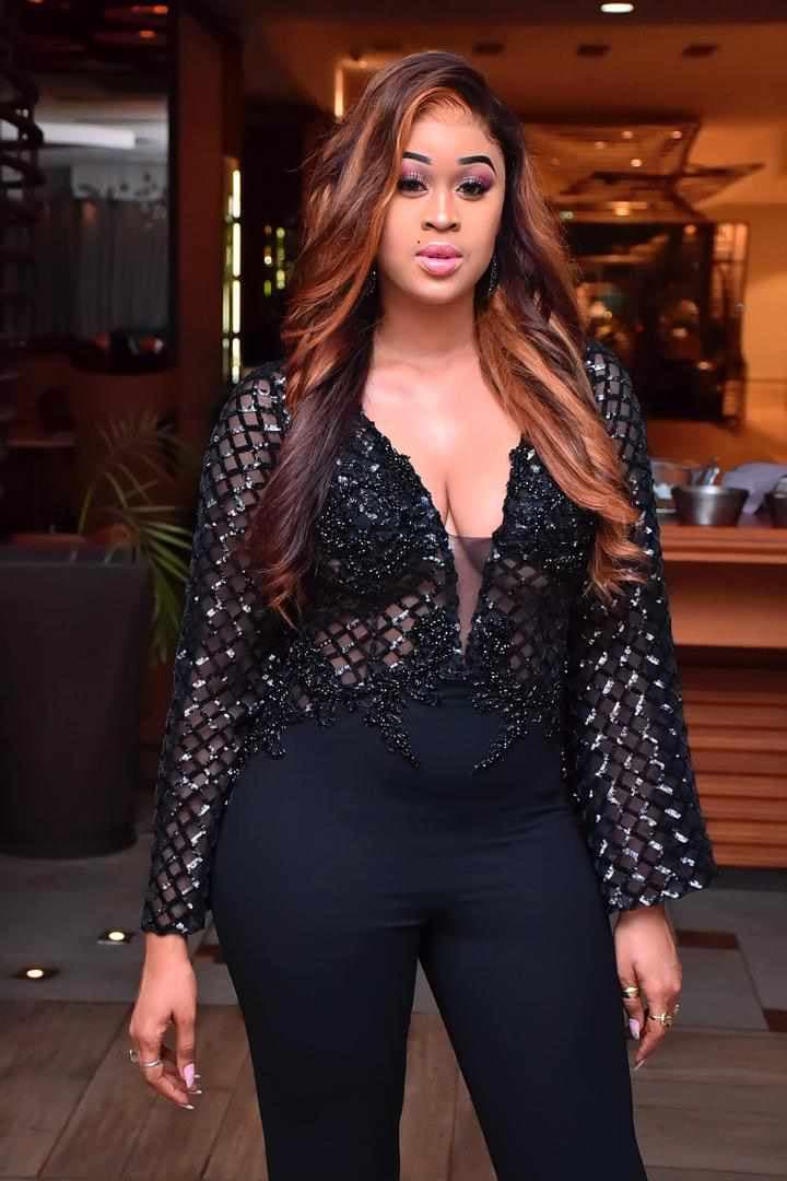 (20 Photos) - Marie Louise Diaw et Ndeye Astou Sall en toute complicité