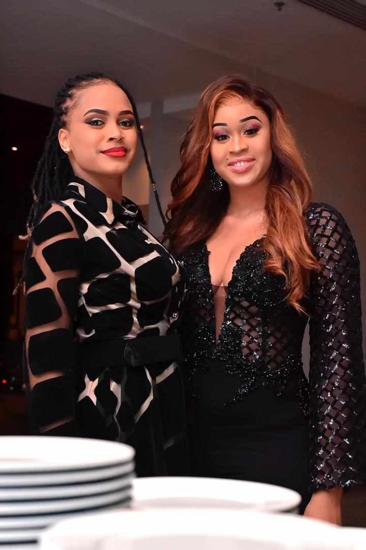 (20 Photos) - Marie Louise Diaw et Ndeye Astou Sall en toute complicité