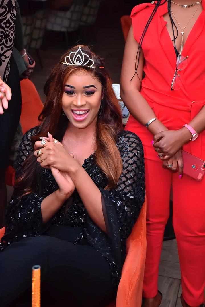 (20 Photos) - Marie Louise Diaw et Ndeye Astou Sall en toute complicité