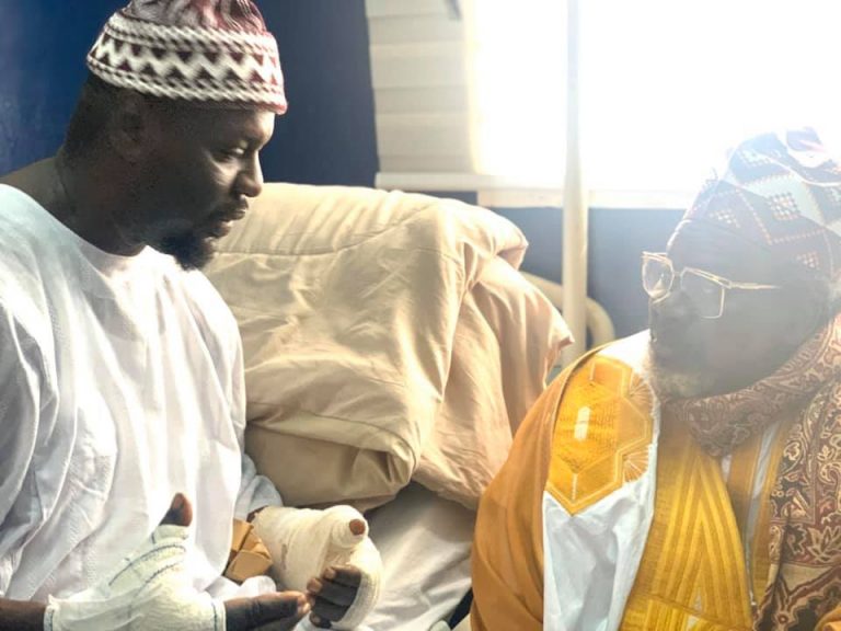 (05 Photos) Imam Cheikh Tidiane Aliou Cissé rend visite à Abdou Aziz Américain