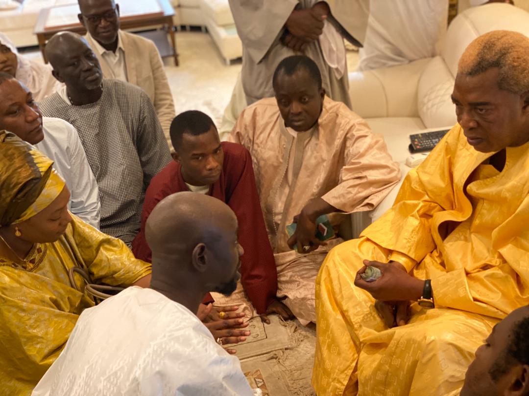 Photos: Amadou Diop Dg Tds en visite chez Serigne Abdou Karim Fall