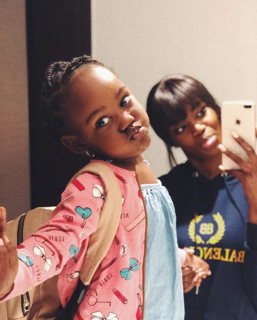 (07 Photos) Anna de la série « Pod et Marichou » je sais ce que ça fait de voir son enfant aux urgences