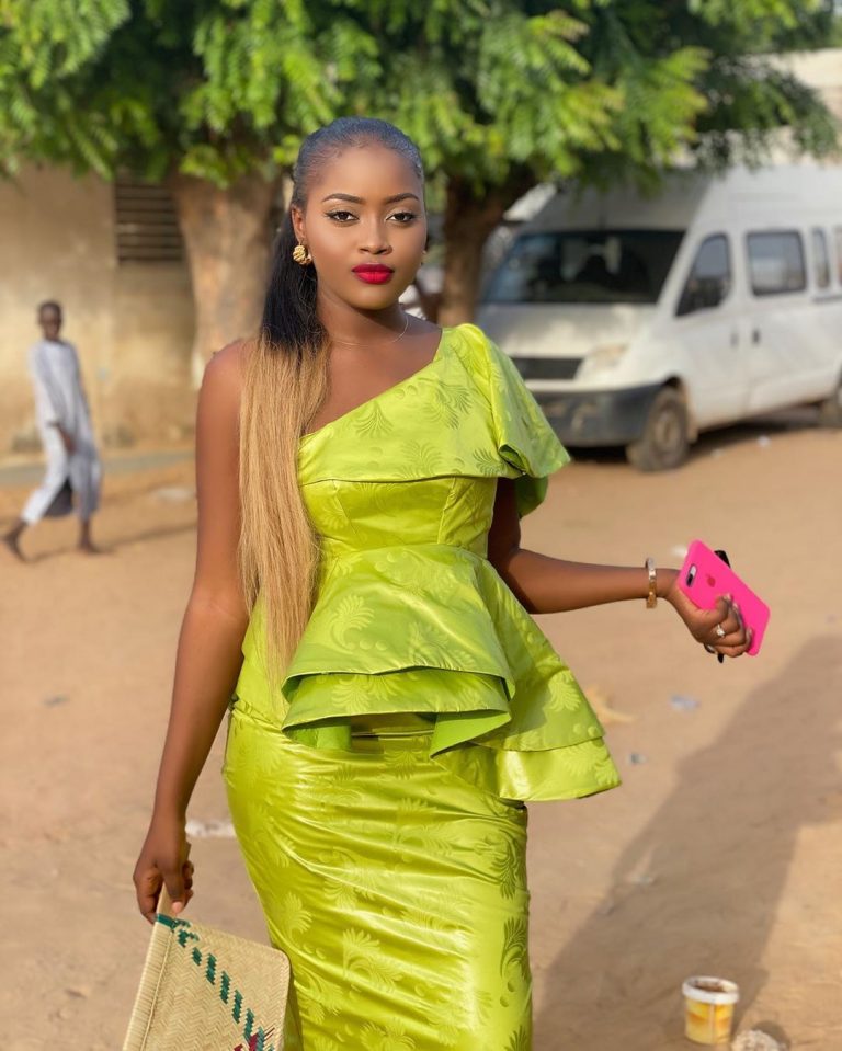 (12 Photos) Découvrez la face cachée de la charmante Sonia Dia, actrice dans la série « Pod et Marichou »