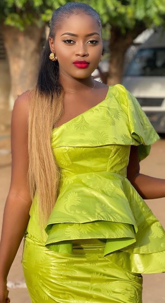 (12 Photos) Découvrez la face cachée de la charmante Sonia Dia, actrice dans la série « Pod et Marichou »