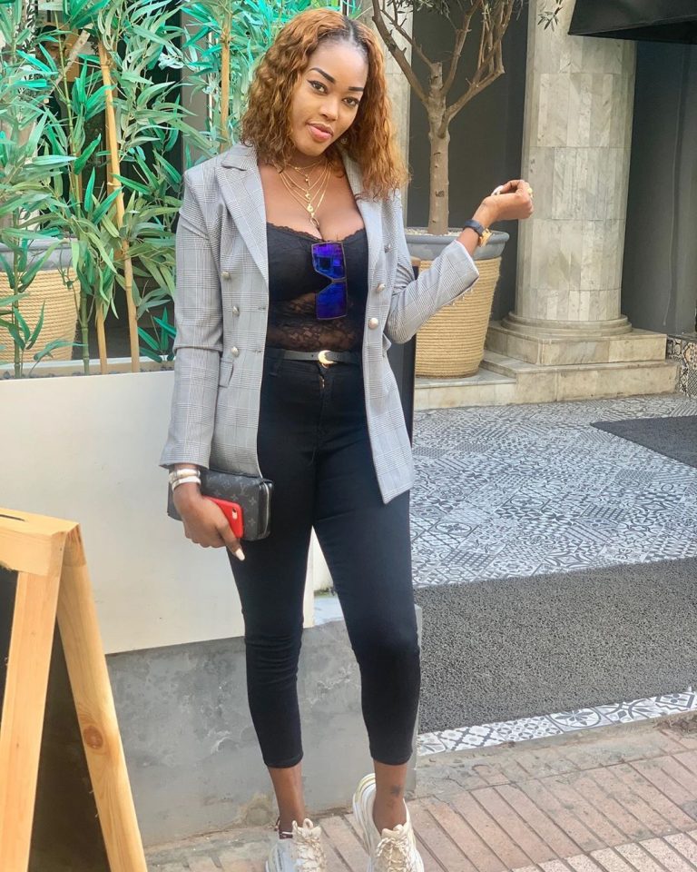 (16 Photos) Casablanca: YA AWA se la coule douce, fait bonne figure