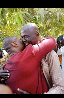 (PHOTOS) HOMMAGE - Etomé : l'activiste Guy Marius SAGNA célébré !