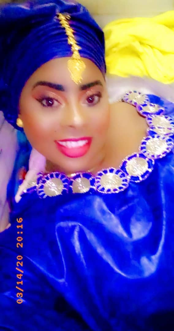 Photos: Quand la top model Aida décide de faire du "sagnsé"