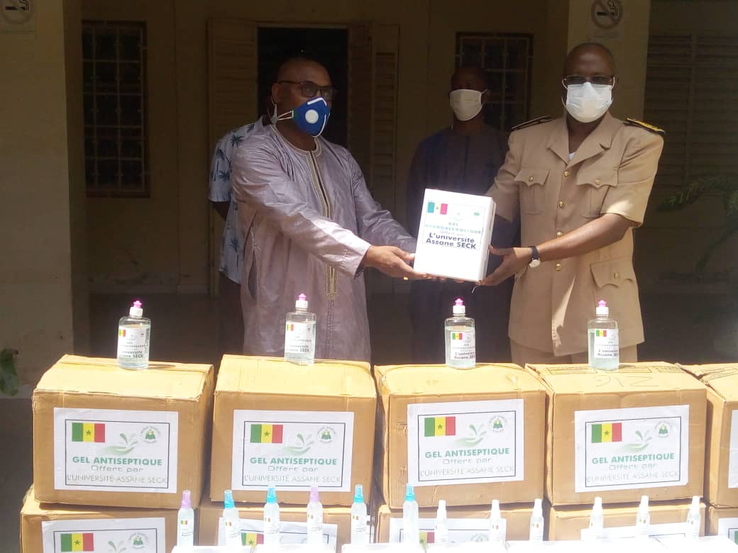 Lutte contre le Covid-19 : L'Université Assane Seck expérimente les gels hydroalcoolique en Casamance