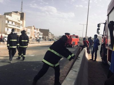 Une voiture se renverse sur la VDN 3 (photos)