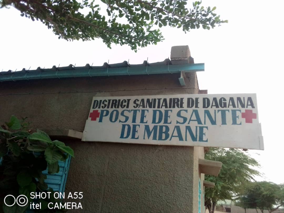 Photos-Dagana : Voici les images des 2 jeunes en opération de désinfection arrêtés