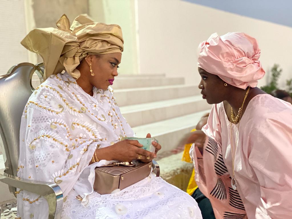 (05 Photos) Comment Sokhna Aida a passé la Korité en Famille