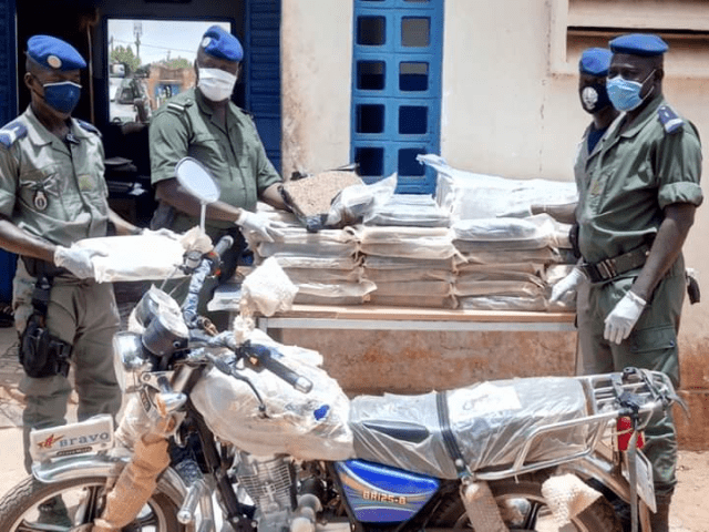 Trafic de drogue : 110 Kg de chanvre indien saisis à Kidira - loukhew.net  Toute l'actualité du Sénégal