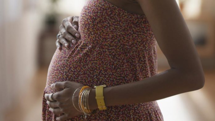 Coronavirus: les femmes enceintes, des cibles à vacciner