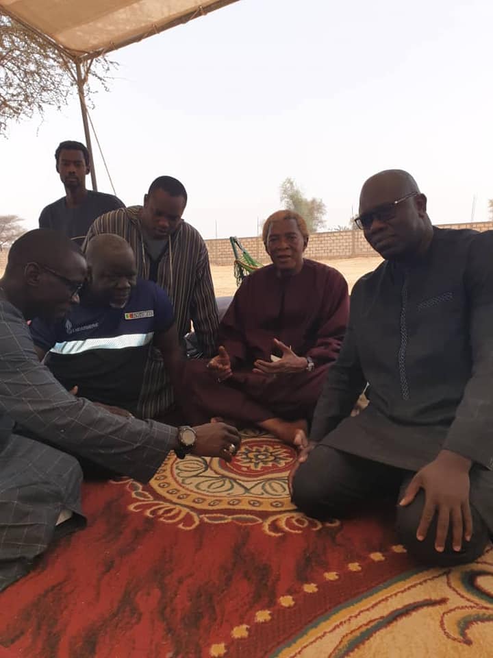 Touba : Serigne Abdou Karim réconcilie Ndoye Bane et Ahmet Aïdara (photos)