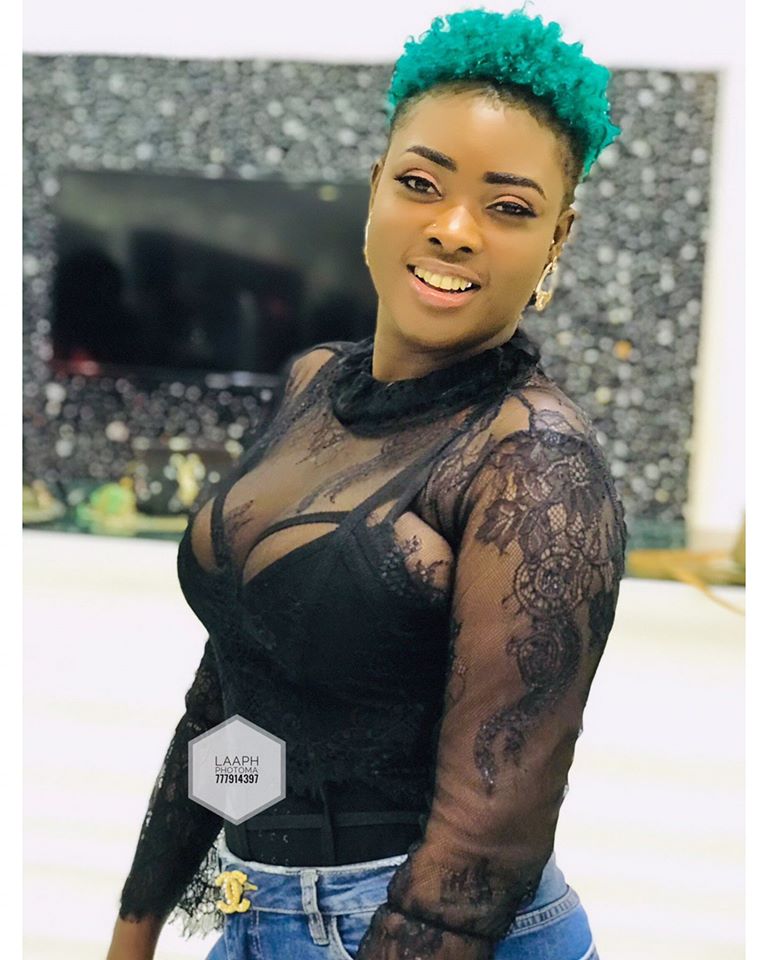 Photos : Sabel Dieng, la sœur à Momo, Une femme ravissante et parfaite