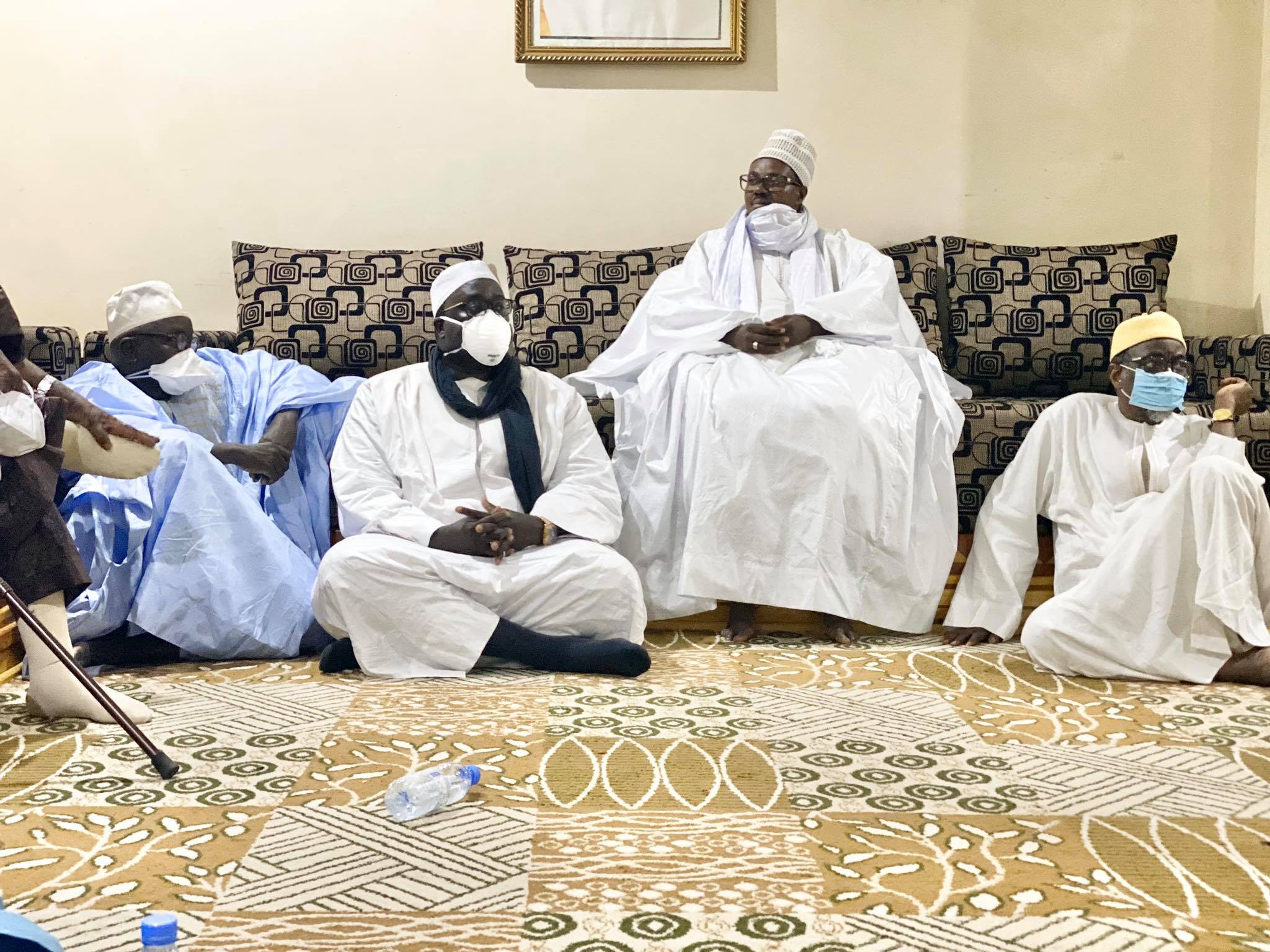 (30 Photos) Serigne Bass Abdou Khadre à Tivaouane pour présenter ses condoléances