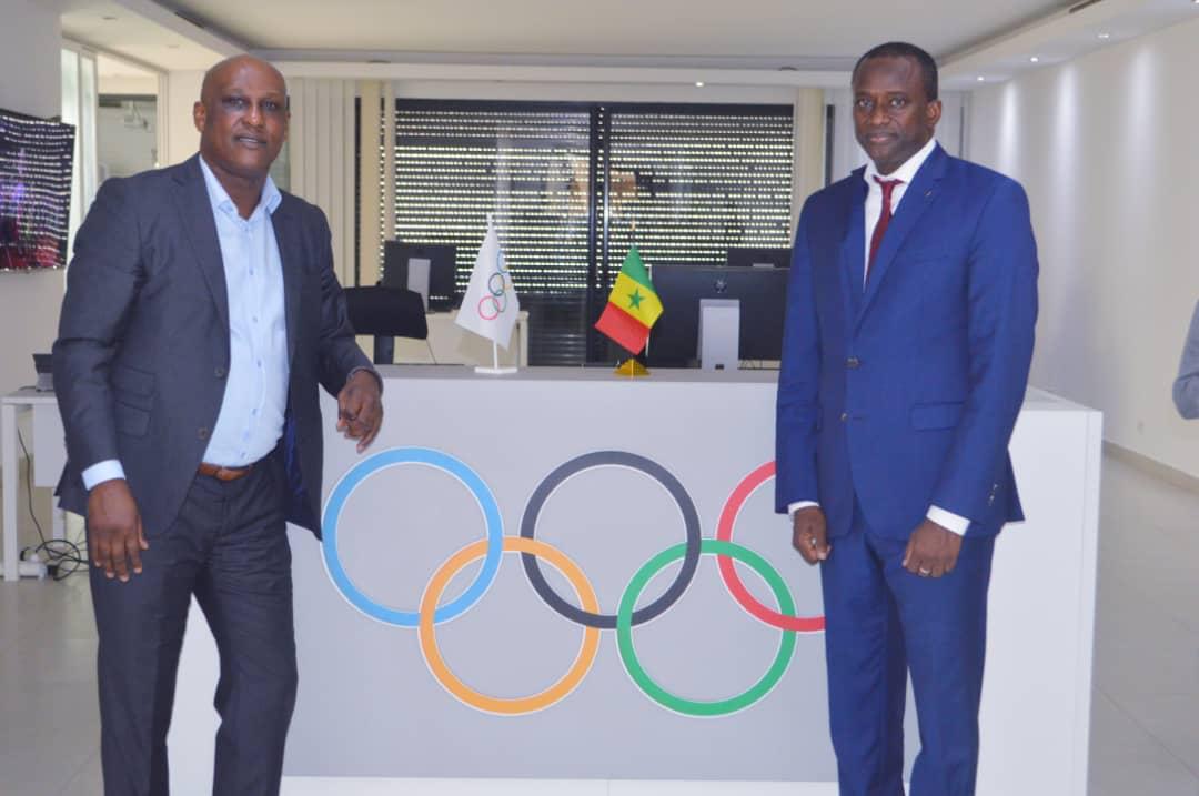 06 Photos: Signature d'un mémorandum de partenariat entre la SONAPAD et Comité National d'Organisation des Jeux olympiques de la Jeunesse (Dakar 2022)