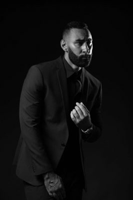 Photos - Habitué à la barbe chic, voici le nouveau look de "La Fouine"