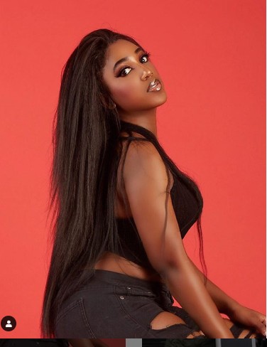 PHOTOS - Liliane, la fille de Dj Edouardo, une beauté divine qui fait toujours saliver