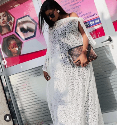 Photos : la très charmante Daba Ndiaye « VIP Sagnsé », illumine la toile « Ma noirceur mon identité »