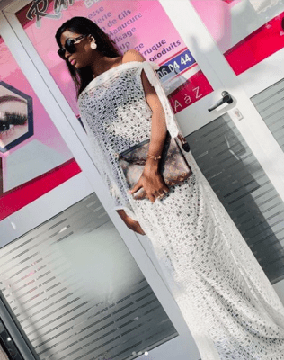 Photos : la très charmante Daba Ndiaye « VIP Sagnsé », illumine la toile « Ma noirceur mon identité »