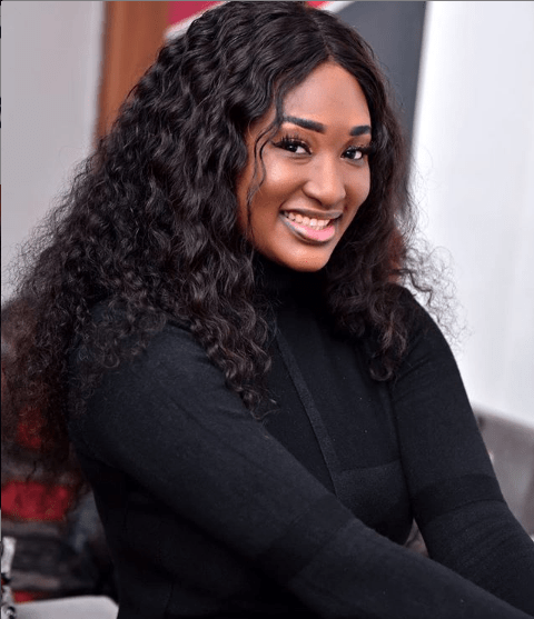 (30 Photos) - Voici le top 10 des Sénégalaises les plus suivies sur Instagram