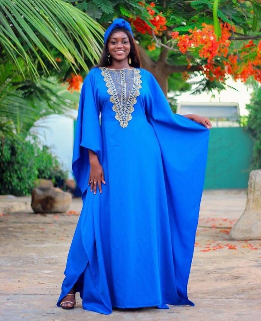 (13 Photos) Diarra Thiès en mode typiquement traditionnelle…