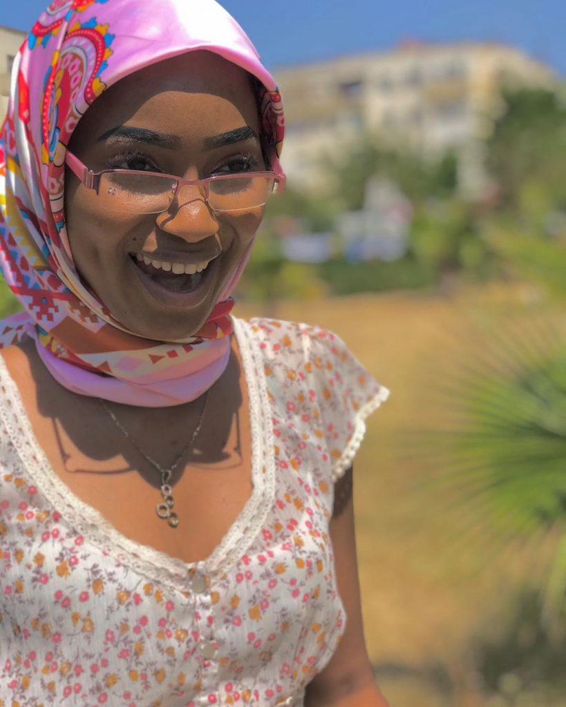 (13 Photos) À la découverte de Fah Aïdara, l’une des plus célèbres sénégalaises sur Tik Tok