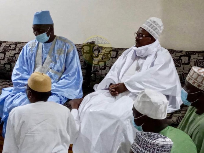 (30 Photos) Serigne Bass Abdou Khadre à Tivaouane pour présenter ses condoléances