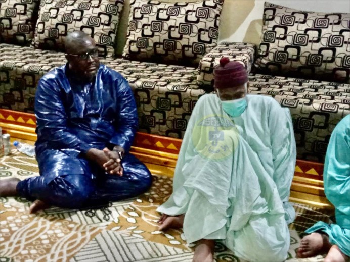 (30 Photos) Serigne Bass Abdou Khadre à Tivaouane pour présenter ses condoléances
