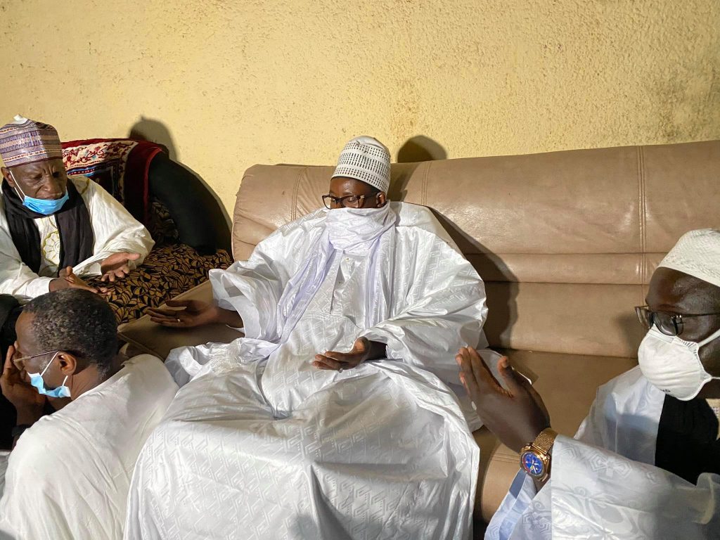 (10 Photos) Thiénaba Seck: Serigne Bass Abdou Khadre a présenté les condoléances de Touba
