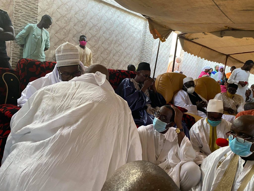 (10 Photos) Thiénaba Seck: Serigne Bass Abdou Khadre a présenté les condoléances de Touba